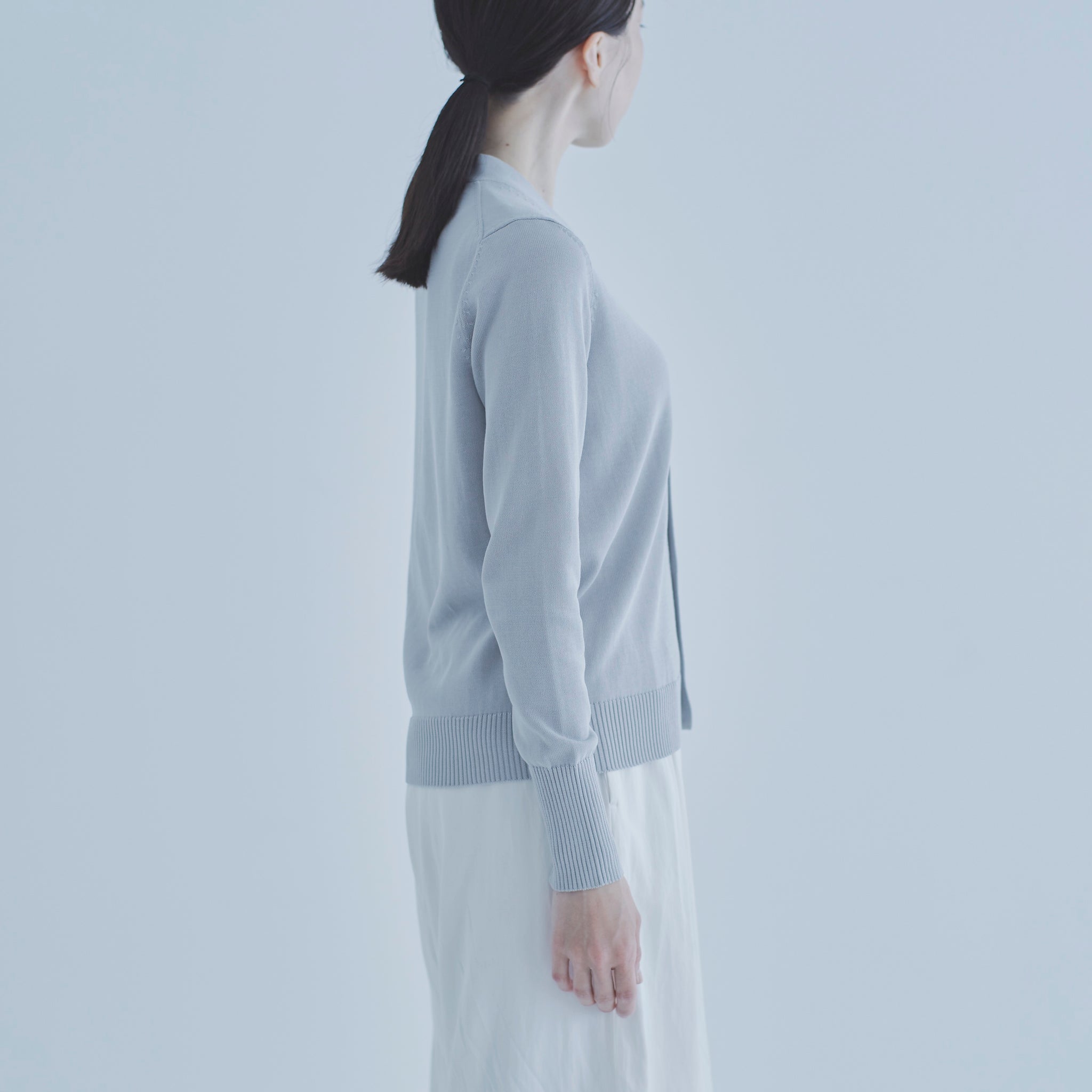 アイスVネックカーディガン – TORICI