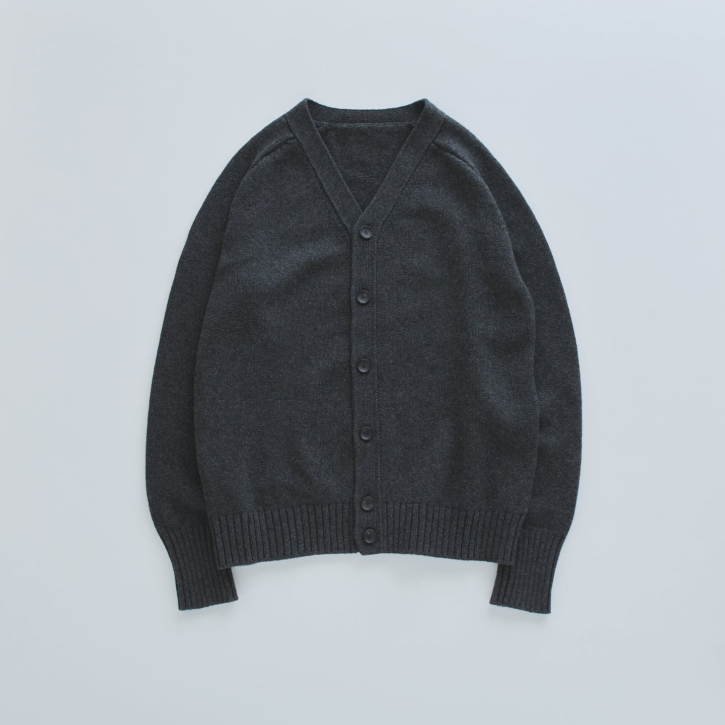 ヴィランVカーディガン